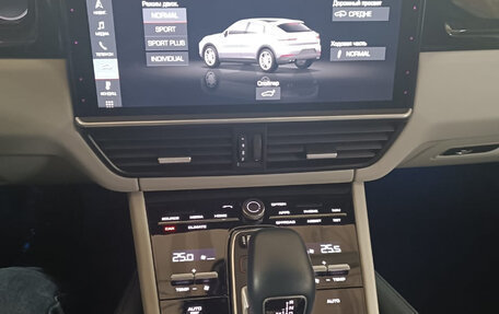 Porsche Cayenne III, 2019 год, 9 200 000 рублей, 10 фотография