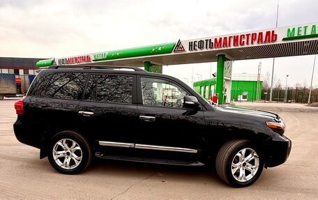 Toyota Land Cruiser 200, 2013 год, 4 950 000 рублей, 4 фотография