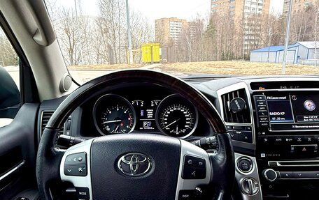 Toyota Land Cruiser 200, 2013 год, 4 950 000 рублей, 10 фотография