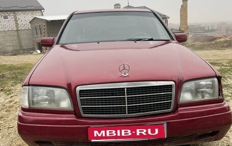 Mercedes-Benz C-Класс, 1996 год, 300 000 рублей, 1 фотография