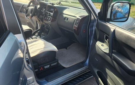 Mitsubishi Pajero III рестайлинг, 2004 год, 1 300 000 рублей, 4 фотография