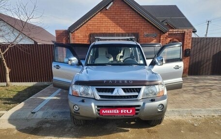 Mitsubishi Pajero III рестайлинг, 2004 год, 1 300 000 рублей, 6 фотография