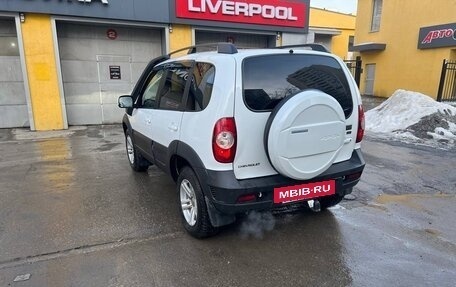 Chevrolet Niva I рестайлинг, 2017 год, 920 000 рублей, 9 фотография