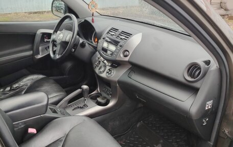 Toyota RAV4, 2010 год, 1 700 000 рублей, 2 фотография