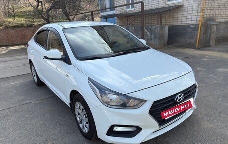 Hyundai Solaris II рестайлинг, 2018 год, 1 280 000 рублей, 2 фотография