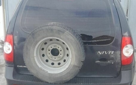 Chevrolet Niva I рестайлинг, 2009 год, 650 000 рублей, 6 фотография