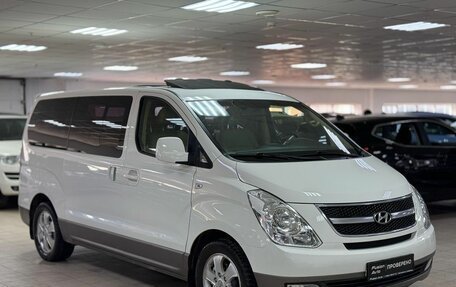 Hyundai Grand Starex Grand Starex I рестайлинг 2, 2012 год, 1 799 000 рублей, 3 фотография