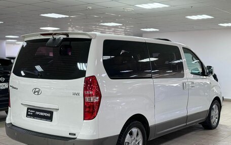 Hyundai Grand Starex Grand Starex I рестайлинг 2, 2012 год, 1 799 000 рублей, 6 фотография