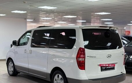 Hyundai Grand Starex Grand Starex I рестайлинг 2, 2012 год, 1 799 000 рублей, 4 фотография