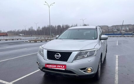 Nissan Pathfinder, 2014 год, 1 700 000 рублей, 10 фотография