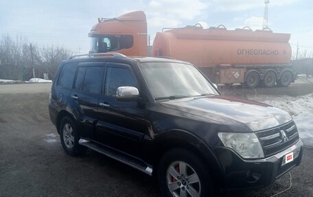 Mitsubishi Pajero IV, 2008 год, 1 420 000 рублей, 7 фотография