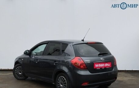 KIA cee'd I рестайлинг, 2009 год, 665 000 рублей, 7 фотография