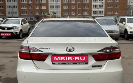 Toyota Camry, 2017 год, 2 450 000 рублей, 5 фотография