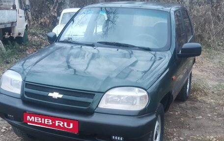 Chevrolet Niva I рестайлинг, 2003 год, 320 000 рублей, 2 фотография