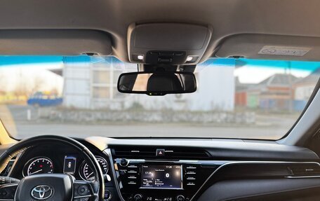 Toyota Camry, 2018 год, 2 550 000 рублей, 13 фотография