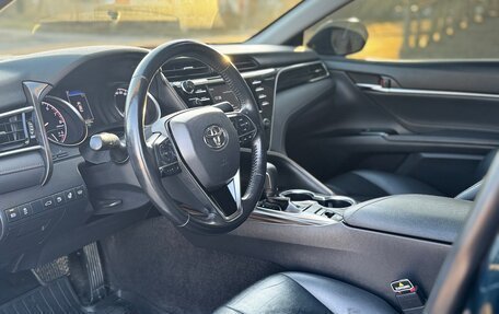Toyota Camry, 2018 год, 2 550 000 рублей, 18 фотография