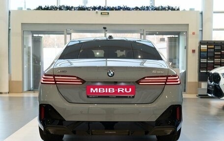 BMW 5 серия, 2024 год, 10 890 000 рублей, 6 фотография