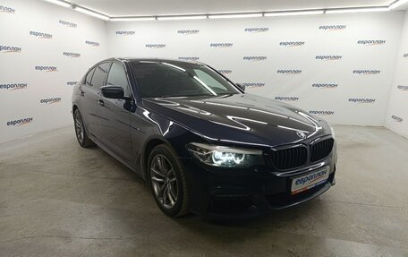 BMW 5 серия, 2019 год, 3 500 000 рублей, 2 фотография