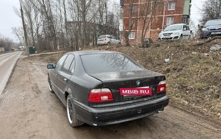 BMW 5 серия, 2002 год, 260 000 рублей, 2 фотография