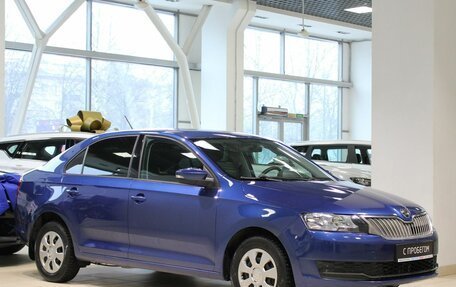 Skoda Rapid I, 2017 год, 980 000 рублей, 3 фотография