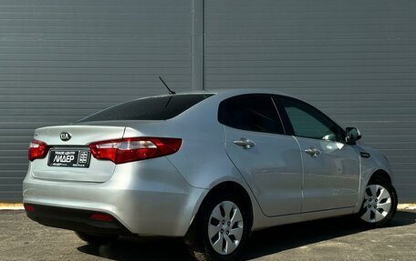 KIA Rio III рестайлинг, 2013 год, 825 000 рублей, 2 фотография
