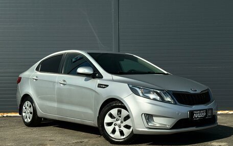 KIA Rio III рестайлинг, 2013 год, 825 000 рублей, 3 фотография