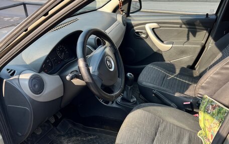Renault Logan I, 2010 год, 335 000 рублей, 11 фотография