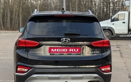 Hyundai Santa Fe III рестайлинг, 2018 год, 2 798 000 рублей, 6 фотография