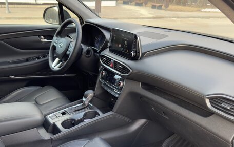 Hyundai Santa Fe III рестайлинг, 2018 год, 2 798 000 рублей, 13 фотография