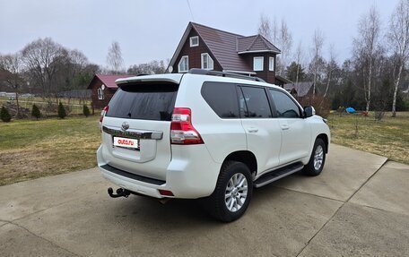 Toyota Land Cruiser Prado 150 рестайлинг 2, 2016 год, 4 100 000 рублей, 5 фотография