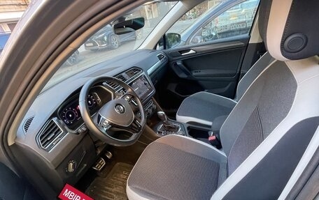 Volkswagen Tiguan II, 2019 год, 2 900 000 рублей, 8 фотография