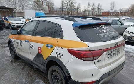 KIA Rio IV, 2019 год, 925 000 рублей, 4 фотография