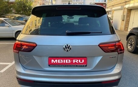 Volkswagen Tiguan II, 2019 год, 2 900 000 рублей, 10 фотография