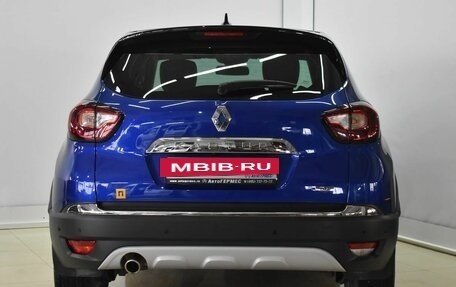 Renault Kaptur I рестайлинг, 2021 год, 1 915 000 рублей, 3 фотография