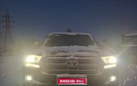 Toyota Land Cruiser 200, 2015 год, 5 520 000 рублей, 1 фотография