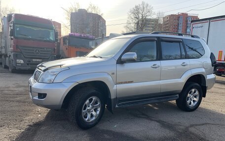 Toyota Land Cruiser Prado 120 рестайлинг, 2006 год, 1 650 000 рублей, 7 фотография