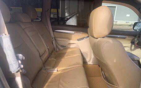 Toyota Land Cruiser Prado 120 рестайлинг, 2006 год, 1 650 000 рублей, 14 фотография
