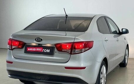 KIA Rio III рестайлинг, 2015 год, 897 000 рублей, 7 фотография