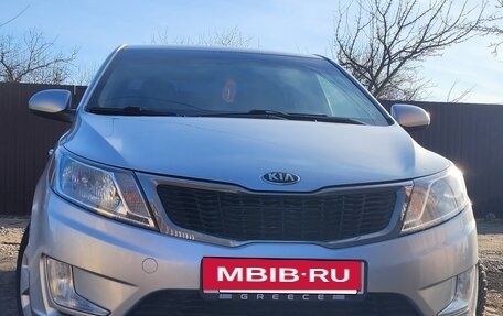 KIA Rio III рестайлинг, 2013 год, 900 000 рублей, 8 фотография