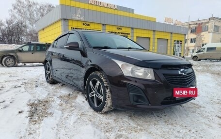 Chevrolet Cruze II, 2014 год, 740 000 рублей, 2 фотография