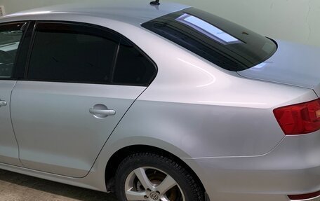 Volkswagen Jetta VI, 2013 год, 1 100 000 рублей, 2 фотография