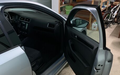 Volkswagen Jetta VI, 2013 год, 1 100 000 рублей, 5 фотография