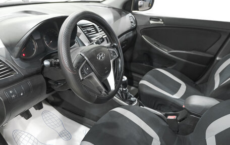 Hyundai Solaris II рестайлинг, 2014 год, 889 000 рублей, 8 фотография