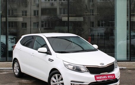 KIA Rio III рестайлинг, 2016 год, 1 094 000 рублей, 3 фотография