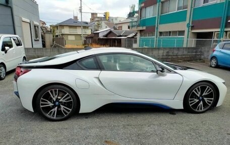 BMW i8 I рестайлинг, 2016 год, 5 465 504 рублей, 3 фотография