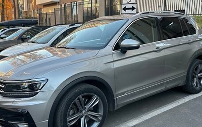 Volkswagen Tiguan II, 2019 год, 2 835 000 рублей, 1 фотография