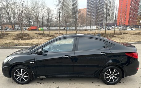 Hyundai Solaris II рестайлинг, 2012 год, 900 000 рублей, 17 фотография