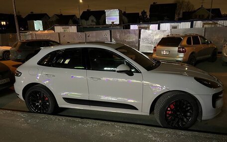 Porsche Macan I рестайлинг, 2021 год, 8 900 000 рублей, 15 фотография