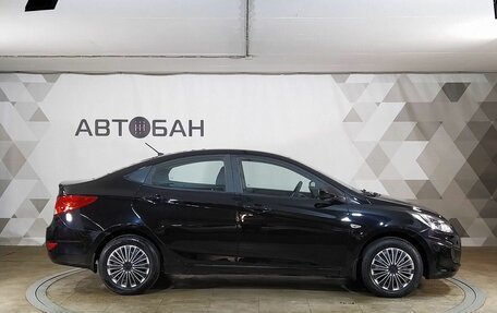 Hyundai Solaris II рестайлинг, 2011 год, 719 000 рублей, 6 фотография