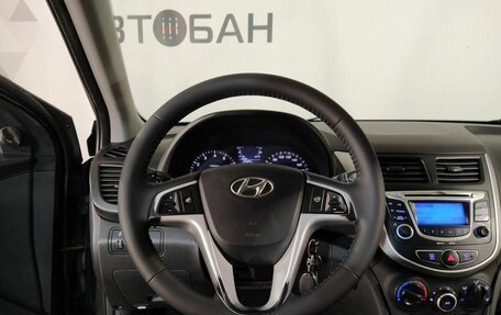 Hyundai Solaris II рестайлинг, 2011 год, 719 000 рублей, 10 фотография